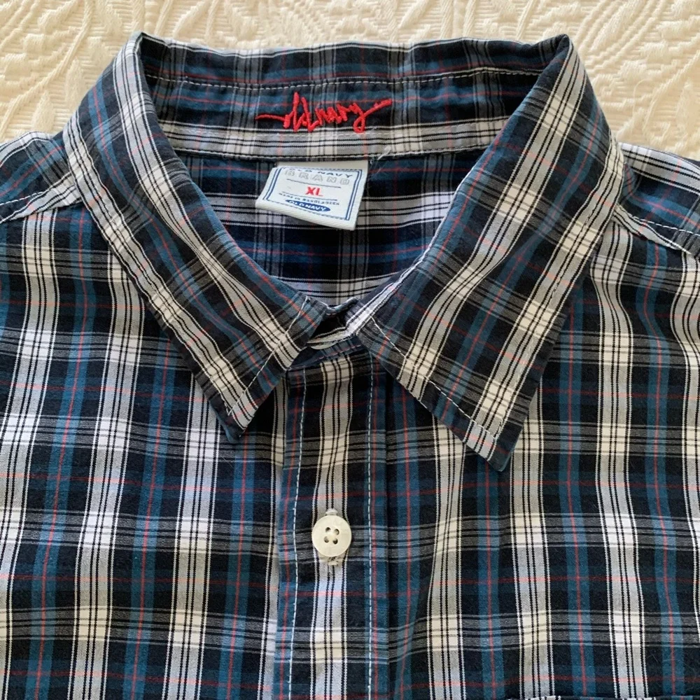 Old Navy Button Down Shirt Boys Size XL Blue White Plaid Long Sleeves